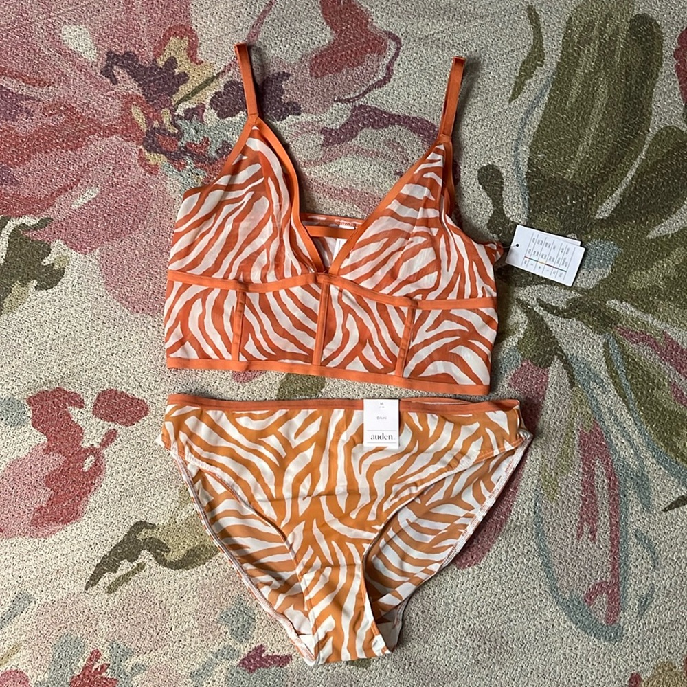NWT 2PC INTIMATE SET ORANGE ZEBRA SIZE M